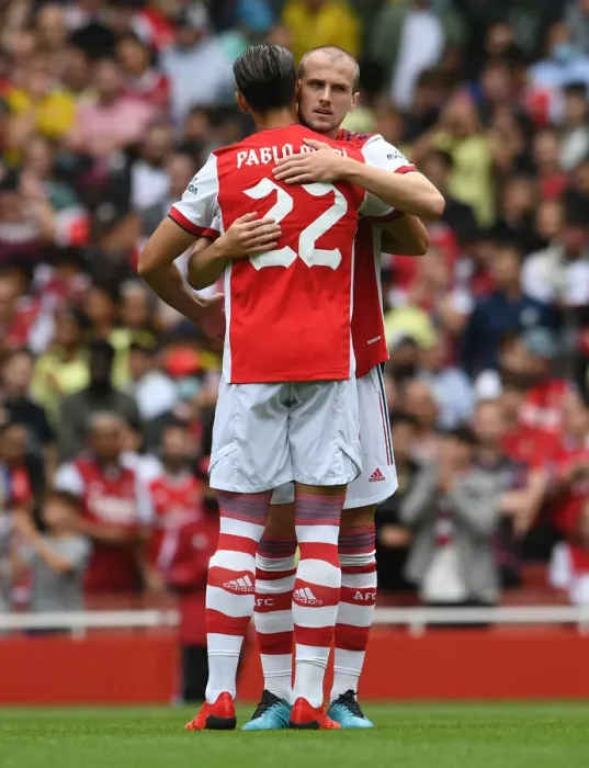 Framed Print : Arsenal FC: Focused and Ready - Arsenal vs Chelsea Pre-Season Clash