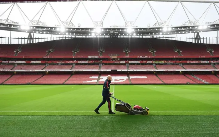 Framed Print : Arsenal FC: Grounds Crew Prepare for Arsenal v Nottingham Forest (2022-23) Framed Print : Arsenal FC: Grounds Crew Prepare for Arsenal v Nottingham Forest (2022-23)