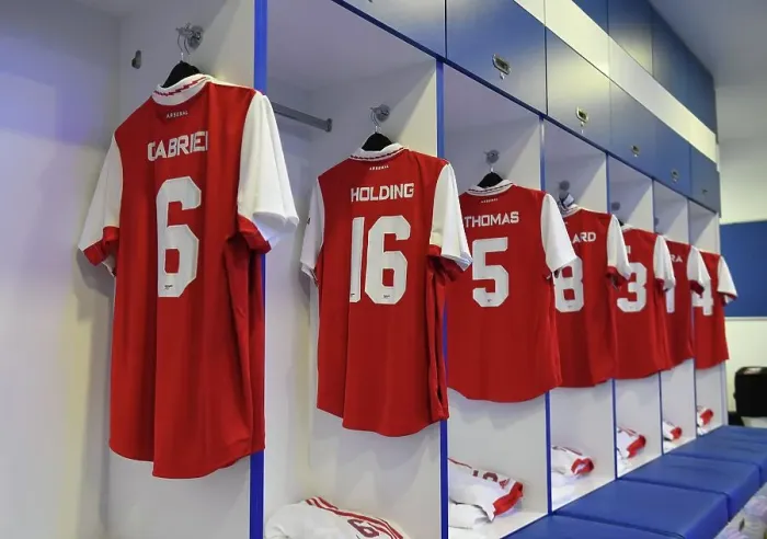 Framed Print : Arsenal FC: Gunners Prepare for Battle against AC Milan - Dubai Super Cup Framed Print : Arsenal FC: Gunners Prepare for Battle against AC Milan - Dubai Super Cup