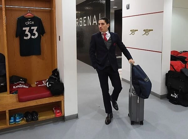 Arsenal FC: Hector Bellerin in the Home Changing Room - Arsenal vs Chelsea, Premier League