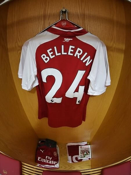Arsenal FC: Hector Bellerin's Emirates Stadium Jersey in the Home Changing Room (Arsenal v Leicester City, 2017-18)