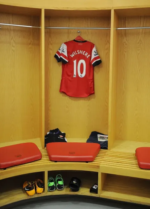 Framed Print : Arsenal FC: Jack Wilshere's Pre-Match Routine vs Norwich City (2012-13)