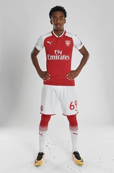 Arsenal FC: Joe Willock at 2017-18 First Team Photocall