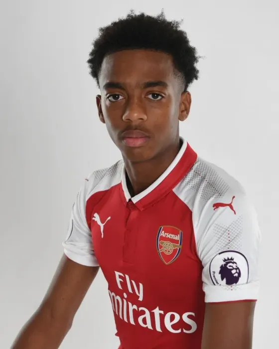 Framed Print : Arsenal FC: Joe Willock at 2017-18 First Team Photocall