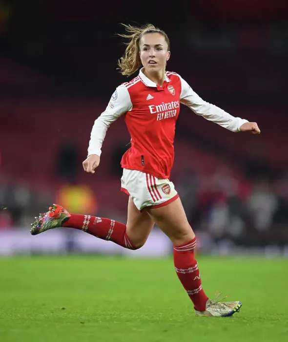 Framed Print : Arsenal FC - Kim Little's Shirt in Arsenal Women's Champions League Showdown vs. Olympique Lyonnais (December 2022)