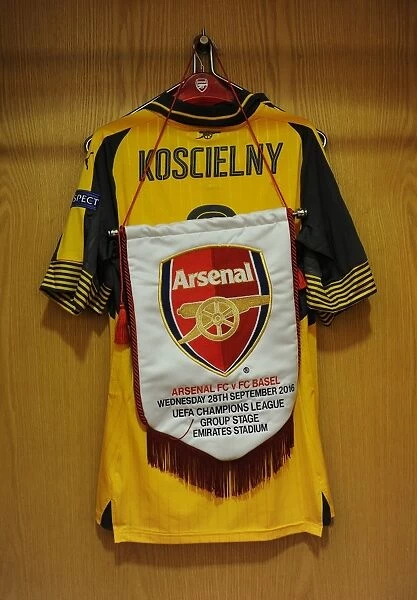 Arsenal FC: Laurent Koscielny's Match-Day Gear in the Changing Room (Arsenal v FC Basel, 2016-17)