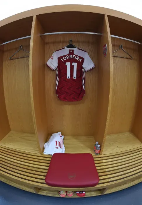 Framed Print : Arsenal FC: Lucas Torreira's Pre-Match Routine vs Watford (2019-20)