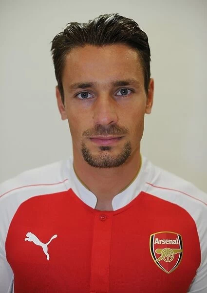 Arsenal FC: Mathieu Debuchy at 2015-16 First Team Photocall