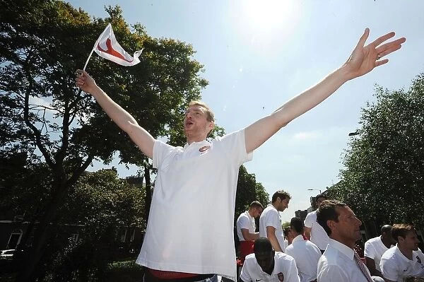 Arsenal FC: Per Mertesacker Celebrates FA Cup Victory during the 2014 Parade in London