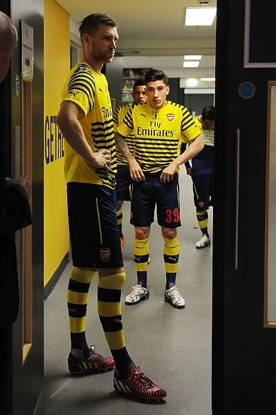 Arsenal FC: Per Mertesacker and Hector Bellerin - Unity in the Changing Room before the FA Cup Final, 2015