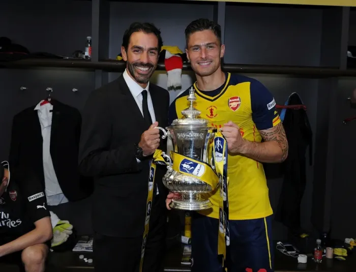 Framed Print : Arsenal FC: Olivier Giroud and Robert Pires Celebrate FA Cup Victory Framed Print : Arsenal FC: Olivier Giroud and Robert Pires Celebrate FA Cup Victory