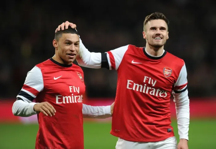 Framed Print : Arsenal FC: Oxlade-Chamberlain and Jenkinson's Euphoric FA Cup Victory over Liverpool Framed Print : Arsenal FC: Oxlade-Chamberlain and Jenkinson's Euphoric FA Cup Victory over Liverpool