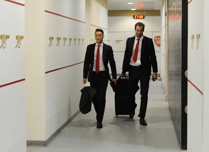 Framed Print : Arsenal FC: Ozil and Cech in the Home Changing Room - Arsenal vs Everton, 2015 / 16 Premier League Framed Print : Arsenal FC: Ozil and Cech in the Home Changing Room - Arsenal vs Everton, 2015 / 16 Premier League