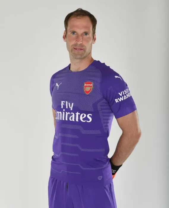 Framed Print : Arsenal FC: Petr Cech at 2018 / 19 First Team Photoshoot Framed Print : Arsenal FC: Petr Cech at 2018 / 19 First Team Photoshoot