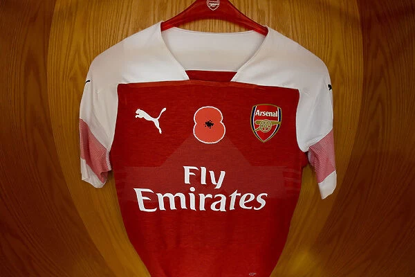 Arsenal FC: Poppy Tribute in the Changing Room before Arsenal vs. Wolverhampton Wanderers (2018-19)