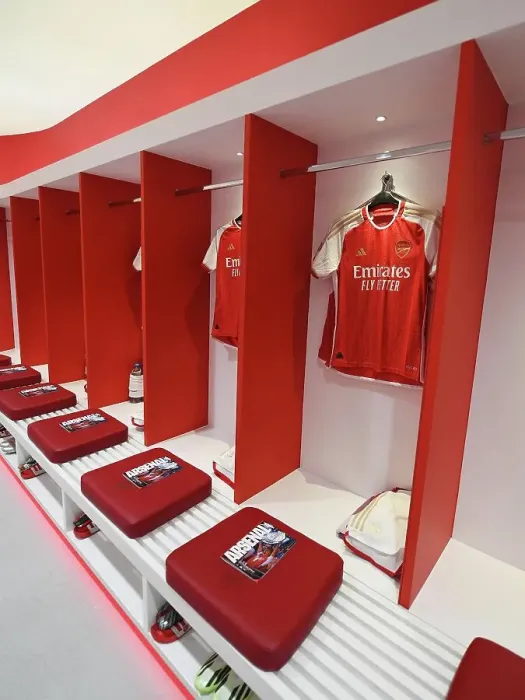 Framed Print : Arsenal FC: Pre-Match Focus in the Dressing Room before Taking on Nottingham Forest (2023-24)