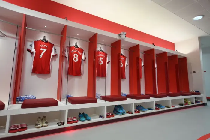 Framed Print : Arsenal FC: Pre-Match Huddle in the Changing Room before Arsenal vs. Brentford (2021-22 Premier League)