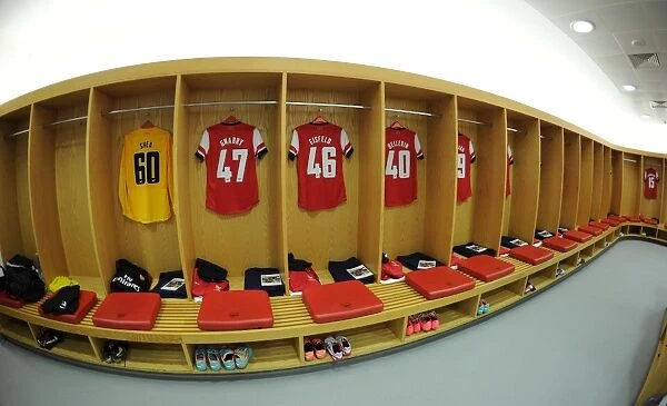 Arsenal FC: Pre-Match Huddle in the Changing Room vs. Coventry City (Capital One Cup, 2012-13)