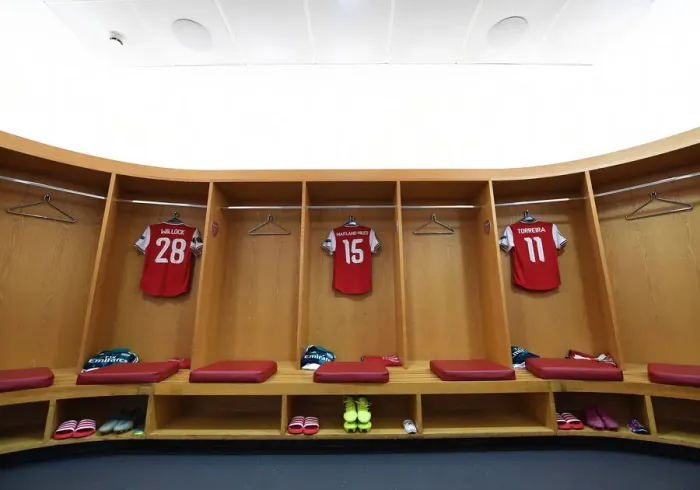 Framed Print : Arsenal FC: Pre-Match Huddle in Emirates Stadium, UEFA Europa League vs Vitoria Guimaraes (Group F, 2019-20)