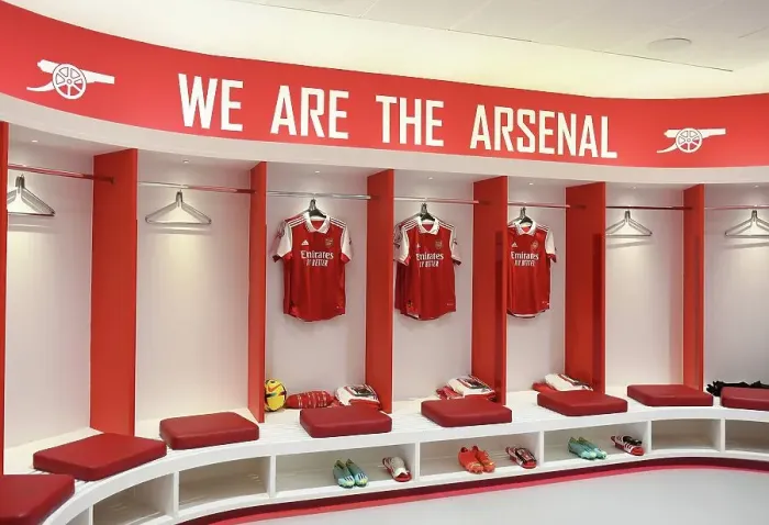 Framed Print : Arsenal FC: Pre-Match Huddle in Emirates Stadium Dressing Room vs Nottingham Forest (2022-23) Framed Print : Arsenal FC: Pre-Match Huddle in Emirates Stadium Dressing Room vs Nottingham Forest (2022-23)