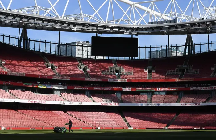 Framed Print : Arsenal FC: Pre-Match Pitch Preparations at Emirates Stadium (2022-23) vs Wolverhampton Wanderers