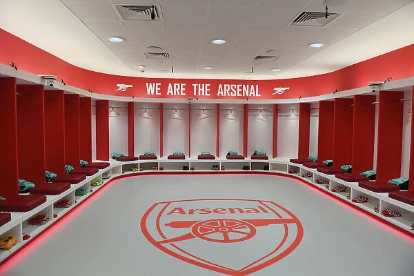 Arsenal FC: Pre-Match Preparation in the Changing Room before Arsenal vs Crystal Palace (2021-22 Premier League)