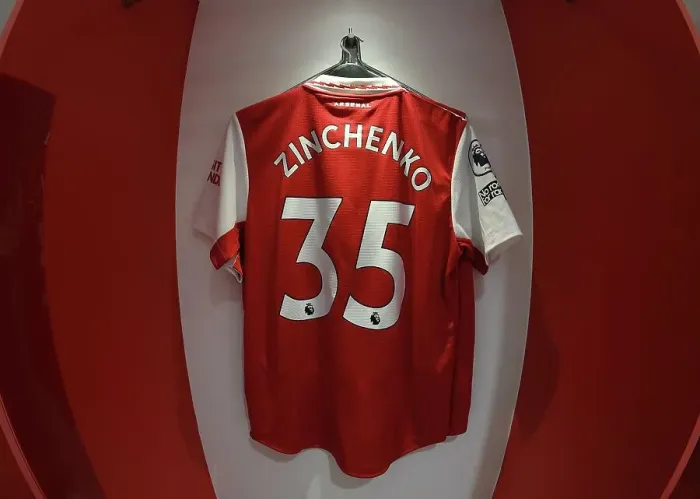 Framed Print : Arsenal FC: Pre-Match Room - Zinchenko's Shirt Hangs Awaiting West Ham Clash (2022-23) Framed Print : Arsenal FC: Pre-Match Room - Zinchenko's Shirt Hangs Awaiting West Ham Clash (2022-23)