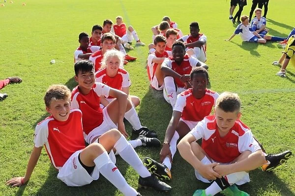 Arsenal FC Prints Soccer Schools: Arsenal Soccer School Residential Camp 2017