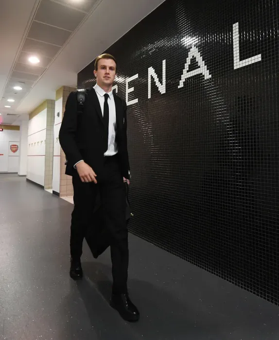 Framed Print : Arsenal FC: Rob Holding's Pre-Match Ritual - Arsenal vs Manchester United (2019-20) Framed Print : Arsenal FC: Rob Holding's Pre-Match Ritual - Arsenal vs Manchester United (2019-20)