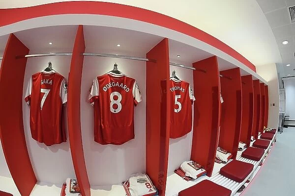 Arsenal FC: Saka and Odegaard Gear Up in Emirates Changing Room Ahead of Arsenal v Newcastle United (2022-23)