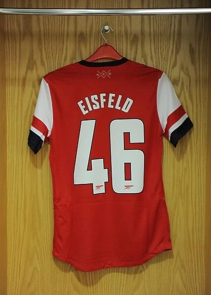 Arsenal FC: Thomas Eisfeld's Pre-Match Routine - Capital One Cup 2012-13