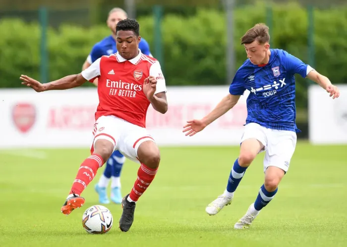 Framed Print : Arsenal FC Training: Reuell Walters in Action against Ipswich Town (Pre-Season 2022-23)
