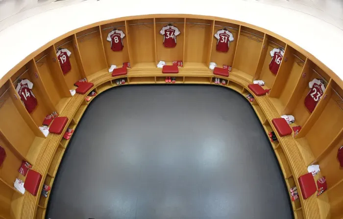 Framed Print : Arsenal FC: United in the Huddle - Pre-Match Moment, Emirates Stadium (2019-20)