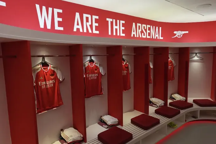Framed Print : Arsenal FC: United in Pre-Match Focus - The Huddle Before Battle (2023-24) Framed Print : Arsenal FC: United in Pre-Match Focus - The Huddle Before Battle (2023-24)