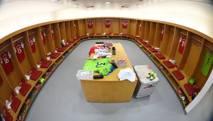Framed Print : Arsenal FC: Unity in the Huddle - Pre-Match Moment before Battle vs AFC Bournemouth (2019-20)