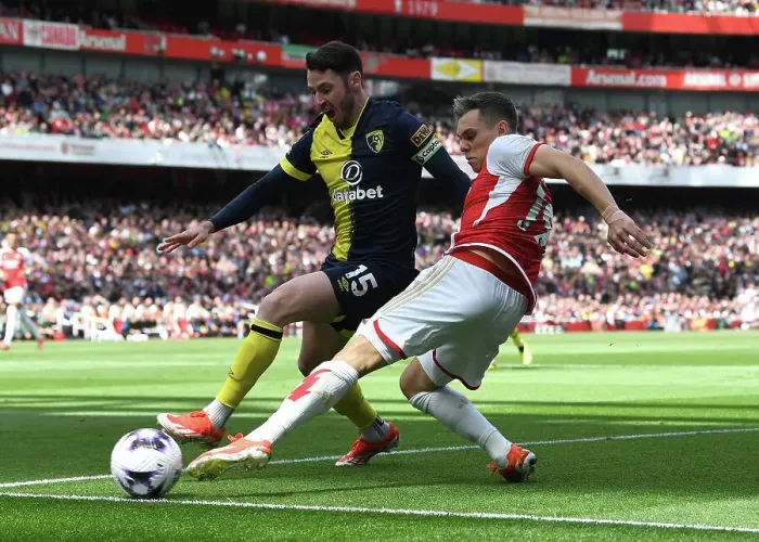 Framed Print : Arsenal FC v AFC Bournemouth - Premier League
