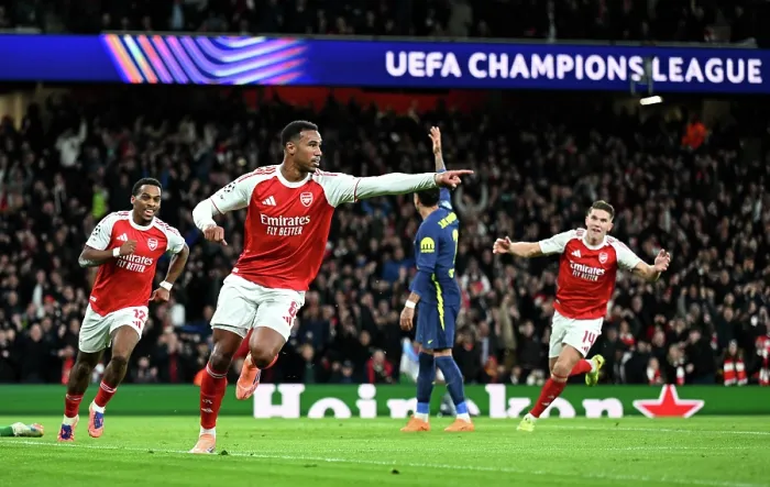Framed Print : Arsenal FC v Atletico de Madrid - UEFA Champions League 2025 / 26 League Phase MD3