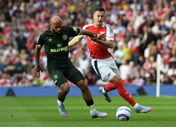 Framed Print : Arsenal FC v Brentford FC - Premier League