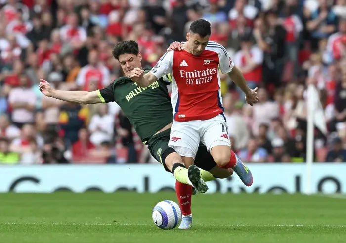 Framed Print : Arsenal FC v Brentford FC - Premier League