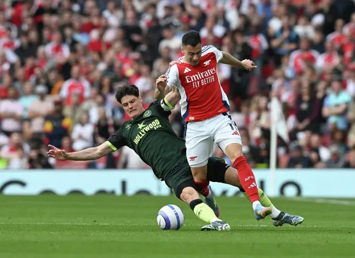 Framed Print : Arsenal FC v Brentford FC - Premier League Framed Print : Arsenal FC v Brentford FC - Premier League