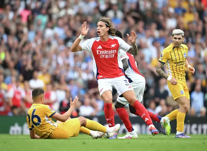 Framed Print : Arsenal FC v Brighton & Hove Albion FC - Premier League Arsenal FC v Brighton & Hove Albion FC - Premier League