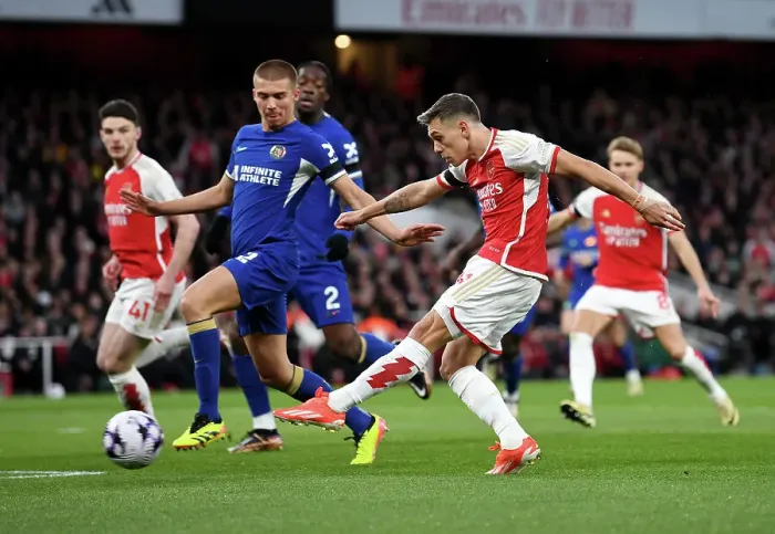 Framed Print : Arsenal FC v Chelsea FC - Premier League