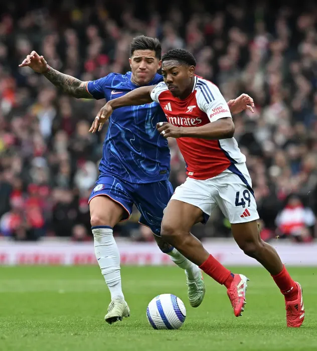 Framed Print : Arsenal FC v Chelsea FC - Premier League