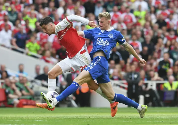 Framed Print : Arsenal FC v Everton FC - Premier League