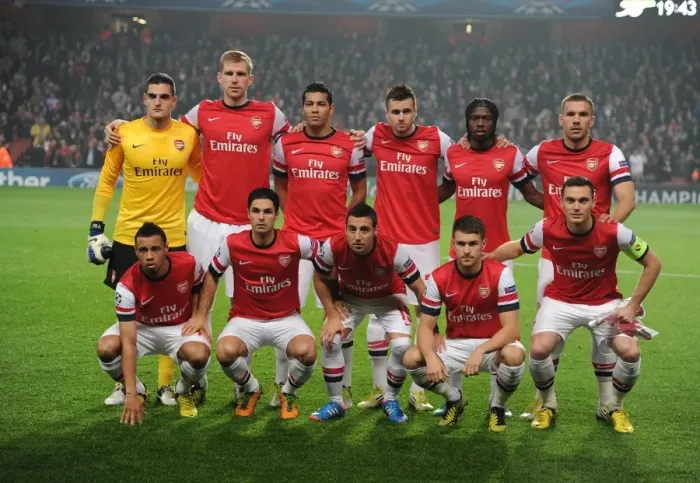 Framed Print : Arsenal FC v FC Schalke 04 - UEFA Champions League