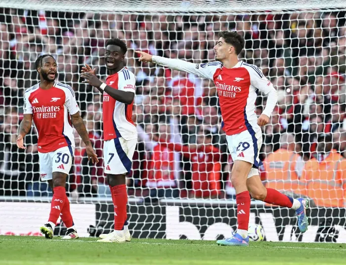 Framed Print : Arsenal FC v Leicester City FC - Premier League
