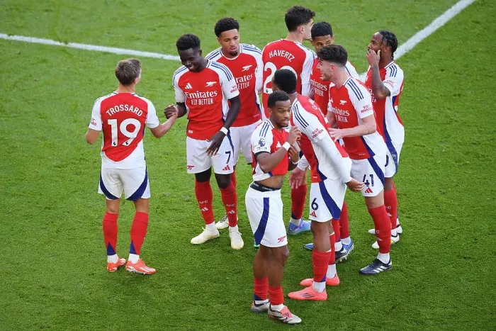 Framed Print : Arsenal FC v Leicester City FC - Premier League