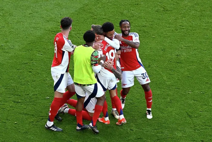 Framed Print : Arsenal FC v Leicester City FC - Premier League