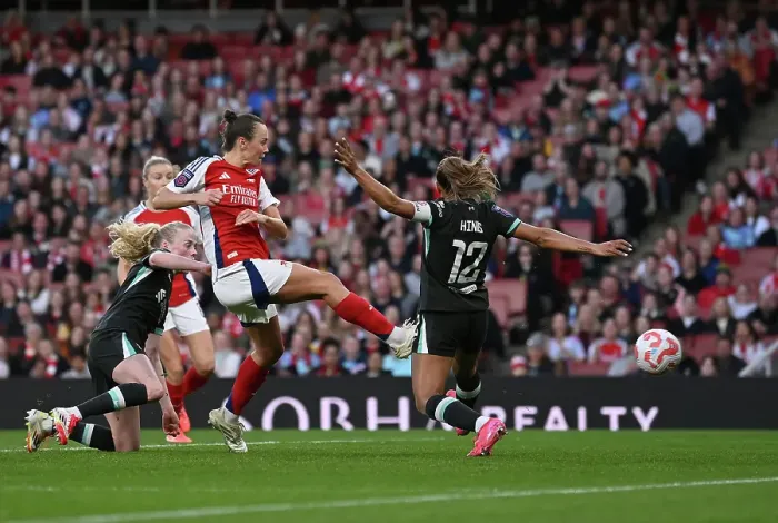 Framed Print : Arsenal FC v Liverpool FC - Barclays Women's Super League Arsenal FC v Liverpool FC - Barclays Women's Super League Framed Print : Arsenal FC v Liverpool FC - Barclays Women's Super League Arsenal FC v Liverpool FC - Barclays Women's Super League