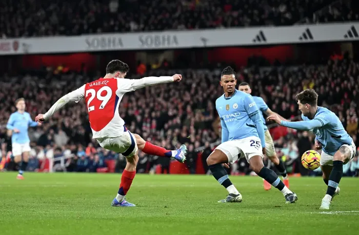 Framed Print : Arsenal FC v Manchester City FC - Premier League Framed Print : Arsenal FC v Manchester City FC - Premier League